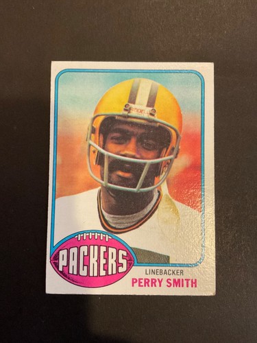 Perry Smith 1976 Topps Rookie Football Card #526 - Green Bay Packers - NM