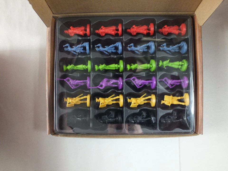 Extraordinary Adventures: Pirates! w/Miniatures, Playmat & Treasure Coins - Image 3 of 4