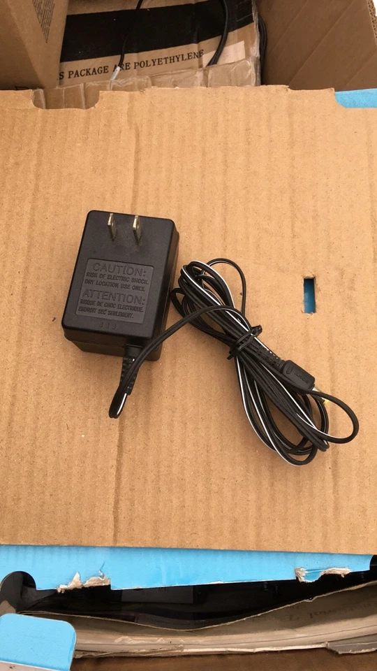SONY A/C Power Supply AC-ET901K - In: 120V  Out: 9V  - Image 3 of 3