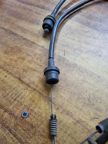 HOLDEN VN VP COMMODORE V6 THROTTLE CABLE - Picture 6 of 10