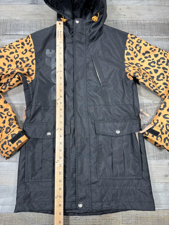 Chaqueta Neff para mujer pequeña negra ropa exterior con capucha cremallera completa abrigo informal Foto 3 de 4