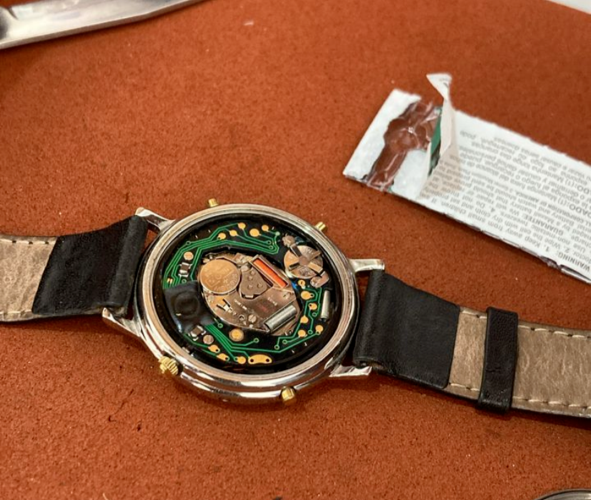 vintage GUCCI 8300 moon phase chronograph Watch | eBay vintage GUCCI 8300 moon phase chronograph Watch | eBay