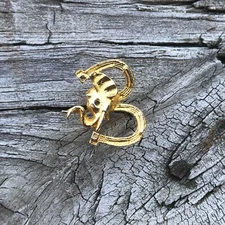 GULF OIL Elephant Horseshoes Pin Vintage Lapel Pin Political Republican Democrat