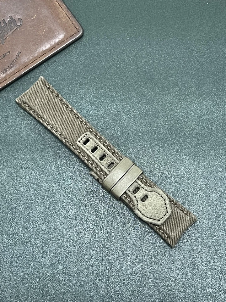 Original Graham Chronofighter Vintage Swordfish bronze 22mm Green Canvas Strap - Image 2 of 4