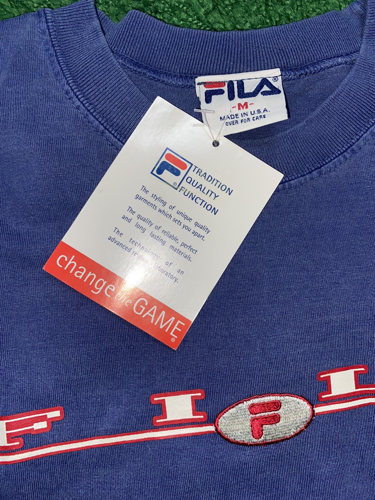 T shirt vintage logo Fila con grafica rossa e blu taglia media nera nuova con etichette