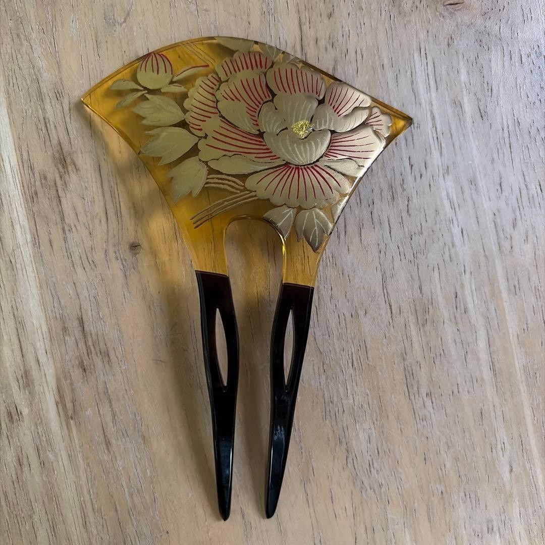 Ginkgo Leaf Kanzashi Hairpin Peony Gold Embellishments Used