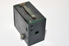 EASTMAN KODAK BROWNIE NO 2A MODEL C WITH green CASE and manual VINTAGE RARE