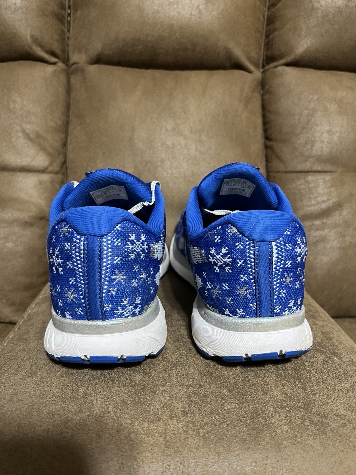Brooks Revel 3 Men's Running Shoes Blue, Holiday Snowman Pattern Size 12 thumbnail 3