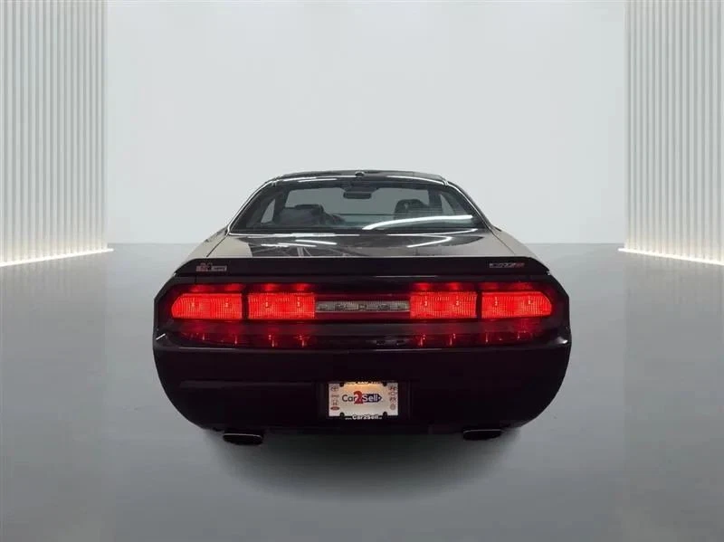 Dodge Challenger SRT8 2010 Foto 4 de 4