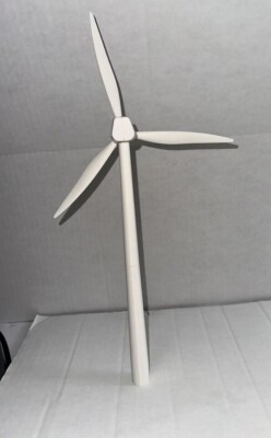 HO Scale Wind Turbine / Windmill Generator White Detailed Model 1:87 Unpainted