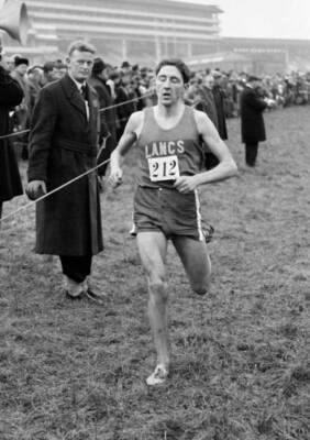 British Athlete Ron Hill In Action During A Cross Country Race Old Photo