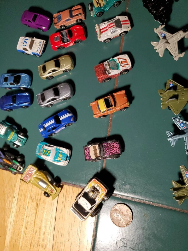 Lote De 24 Micro Máquinas Galoob De Colección ALGUNAS RARAS Y Aviones, Monster Truck Foto 4 de 4