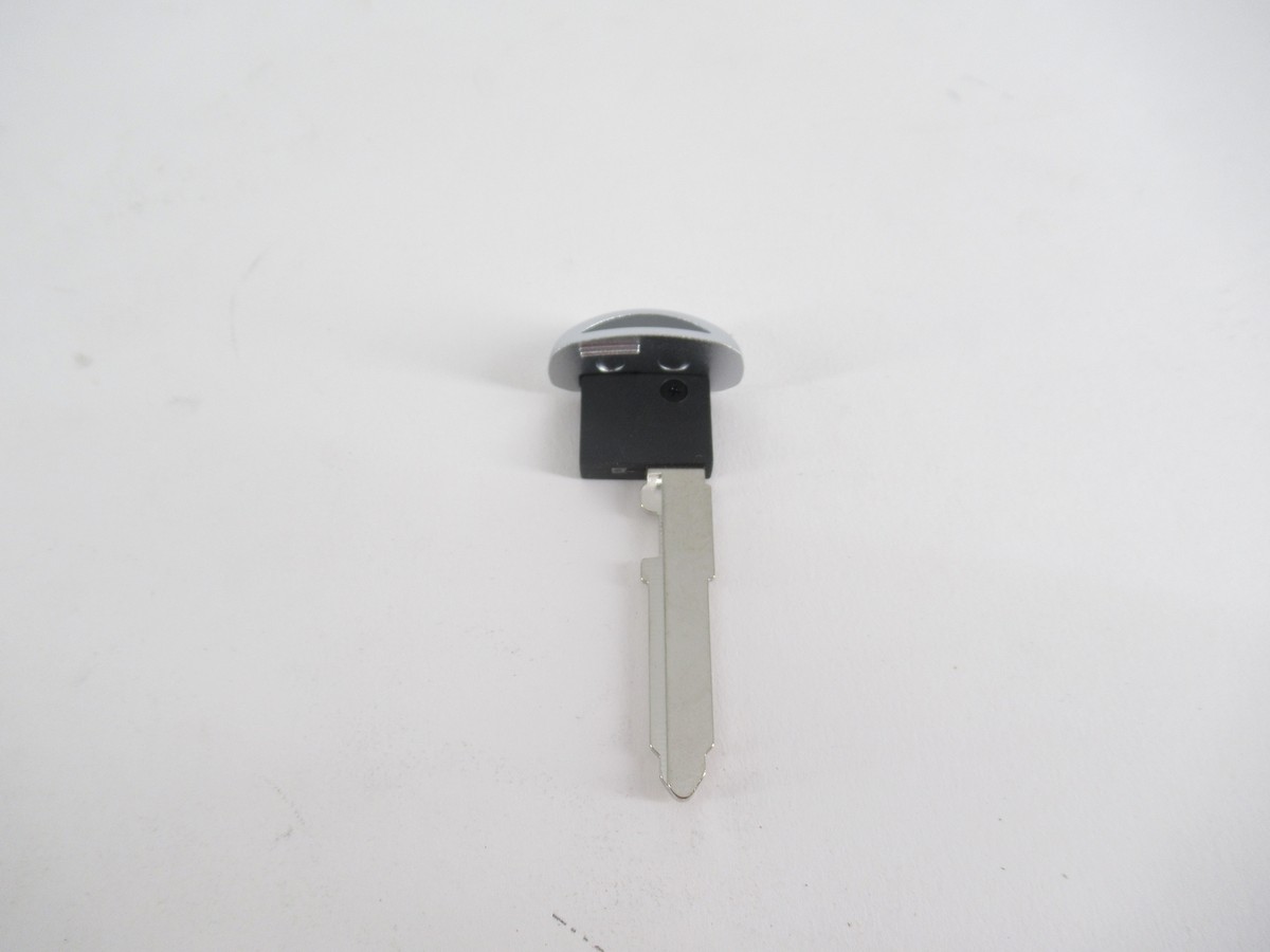 kaia1977 Genuine OEM Mazda KDY3-76-201 Key Blank Uncut | KDY376201 | 1 Year