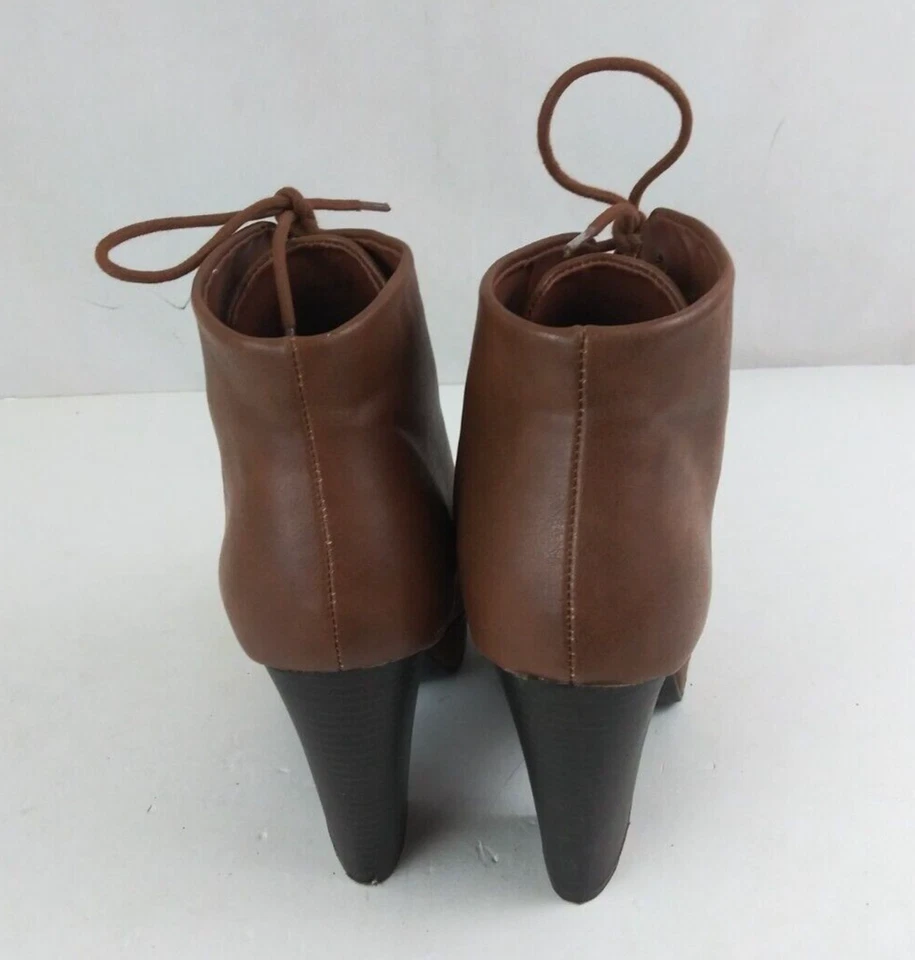 Botines Charlotte Russe para mujer marrón con cordones de cuero talla 9 Foto 4 de 4