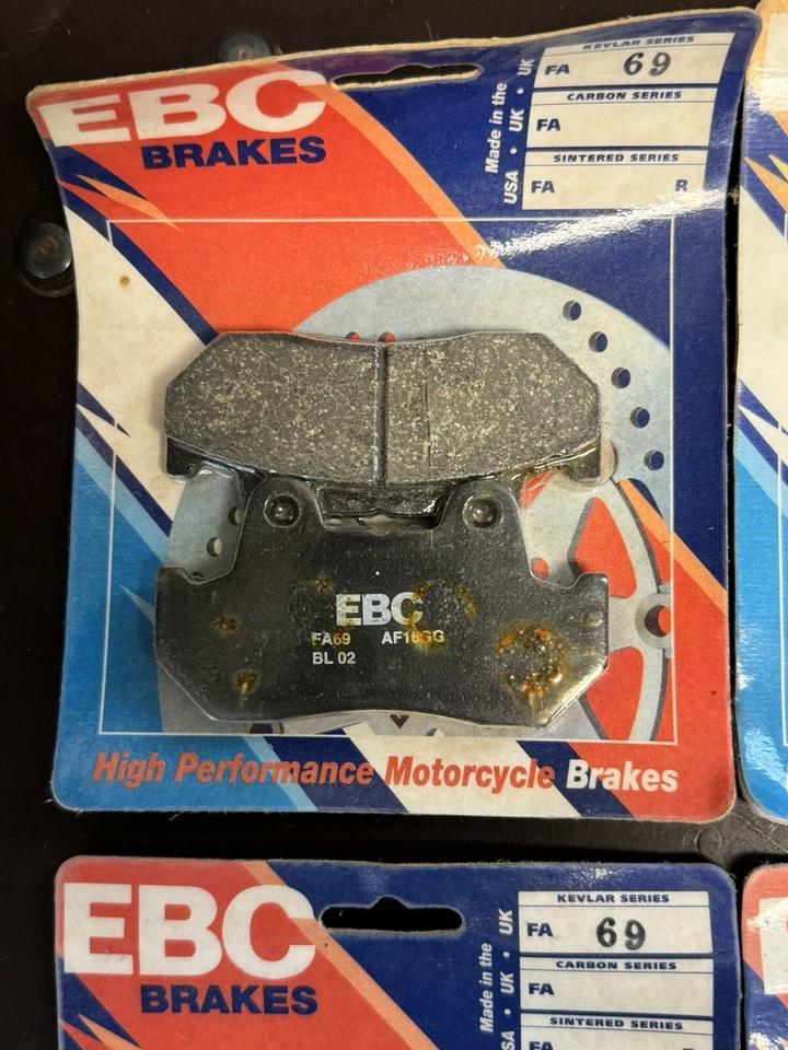 4 pares de pastillas de freno EBC orgánicas de alto rendimiento para Honda VT 700 SHADOW 1986-1987 Foto 2 de 4