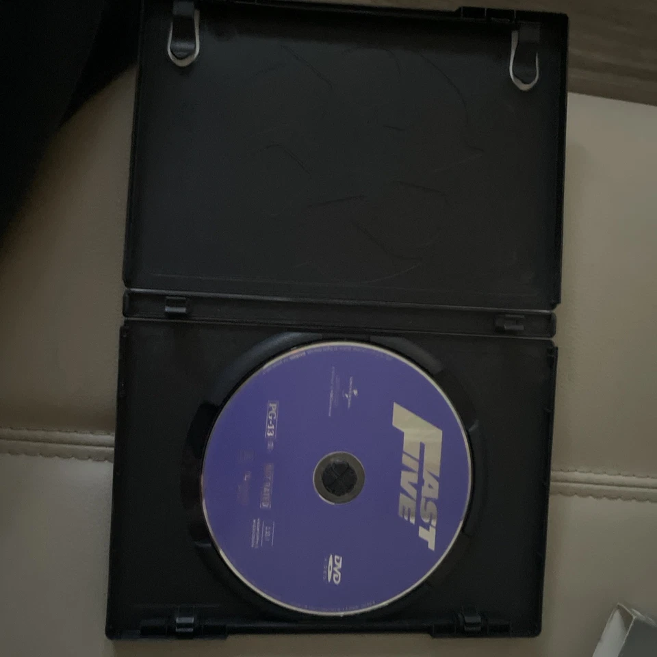 Fast Five DVD Extended Edition Includes 2 Versions And Theatrical - Image 3 of 4