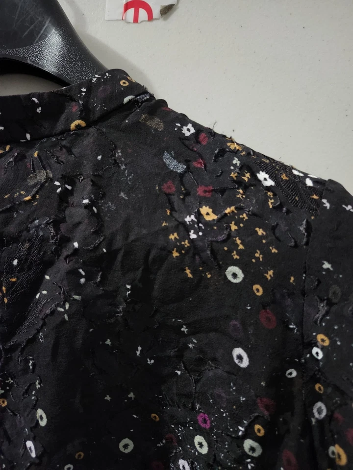 Blusa Club Monaco Top Mujer S Manga Larga Apliques Floral Mezcla Seda Ojo de Cerradura Foto 4 de 4