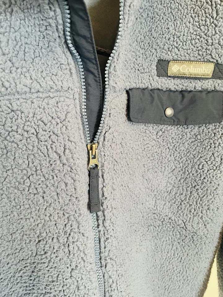 Columbia Blue Sherpa Jacket w/ Navy Blue Detailing Sz L - Image 2 of 4