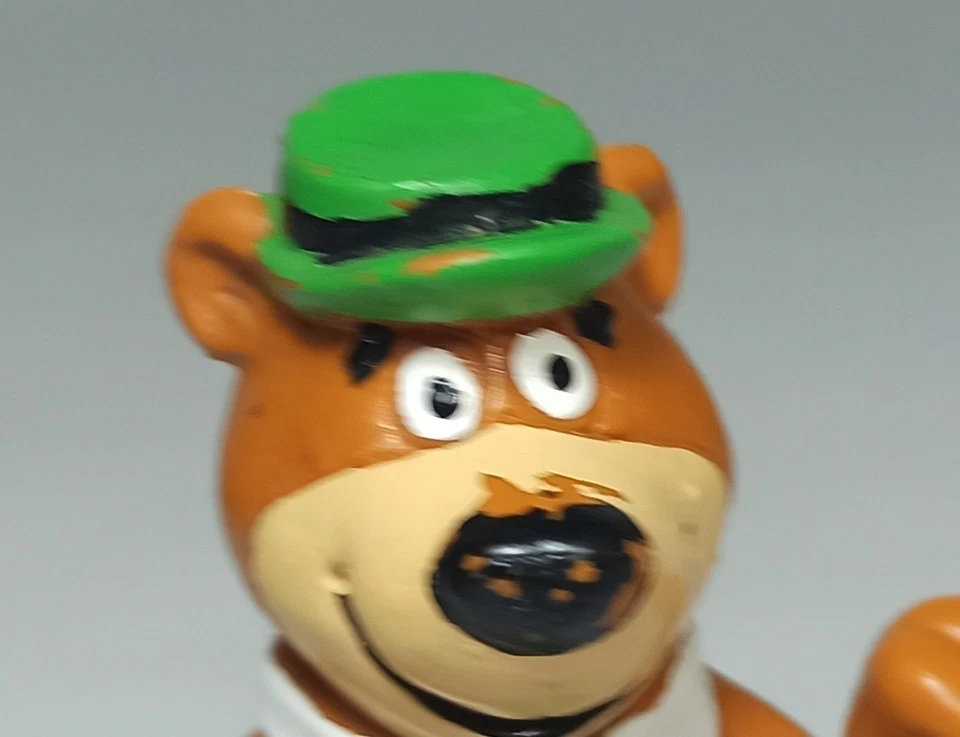 MINILAND DE COLECCIÓN 1991 HANNA BARBERA YOGUI OSO CON CESTA DE PICNIC FIGURA DE PVC DE 3,5"" Foto 3 de 4