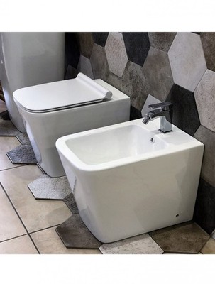 Paar Sanitär WC und Bidet Boden Keramik SICENA SQUARED