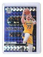 25 Panini Mosaic Prizm Insert Luka Dončić Give and Go #4 Lakers Basketball