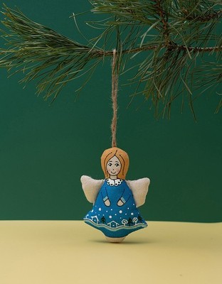 KOZA DEREZA Vanilla Collection Angel with a winter city ornament (New)