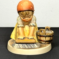 Vintage Goebel Hummel Figurine 563 Girl Washing Washboard Bucket TMK-6 W Germany