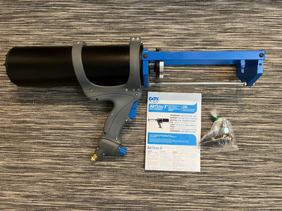 Cox Airflow - 2-Part Pneumatic Adhesive Dispenser for 825ml 10:1 Ratio