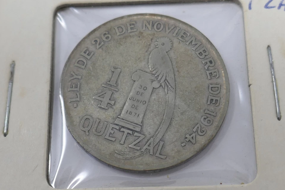 Guatemala 1926 Silver 1/4 Quetzal Coin - Image 3 of 4