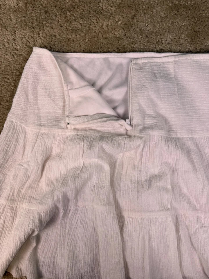 Falda BCX Damas Blanco Capa Look Hi Lo Volantes Talla 5 De Colección C803 Foto 2 de 4