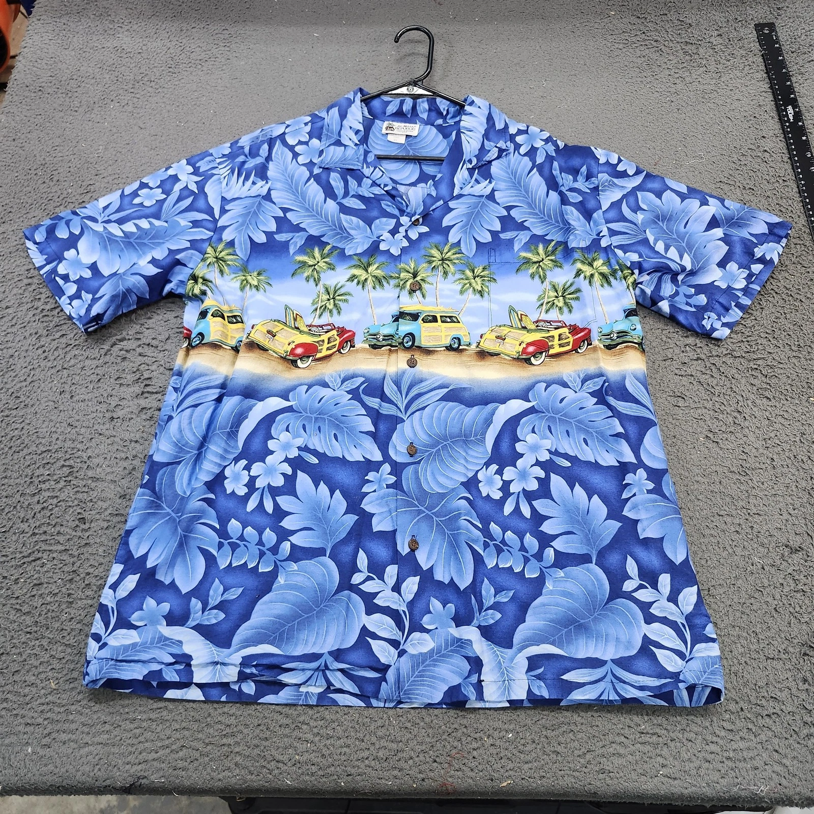 Aloha Republic Shirt Mens XL Blue Hawaiian Cars Short Sleeve Button Casual Beach
Opens in a new wind