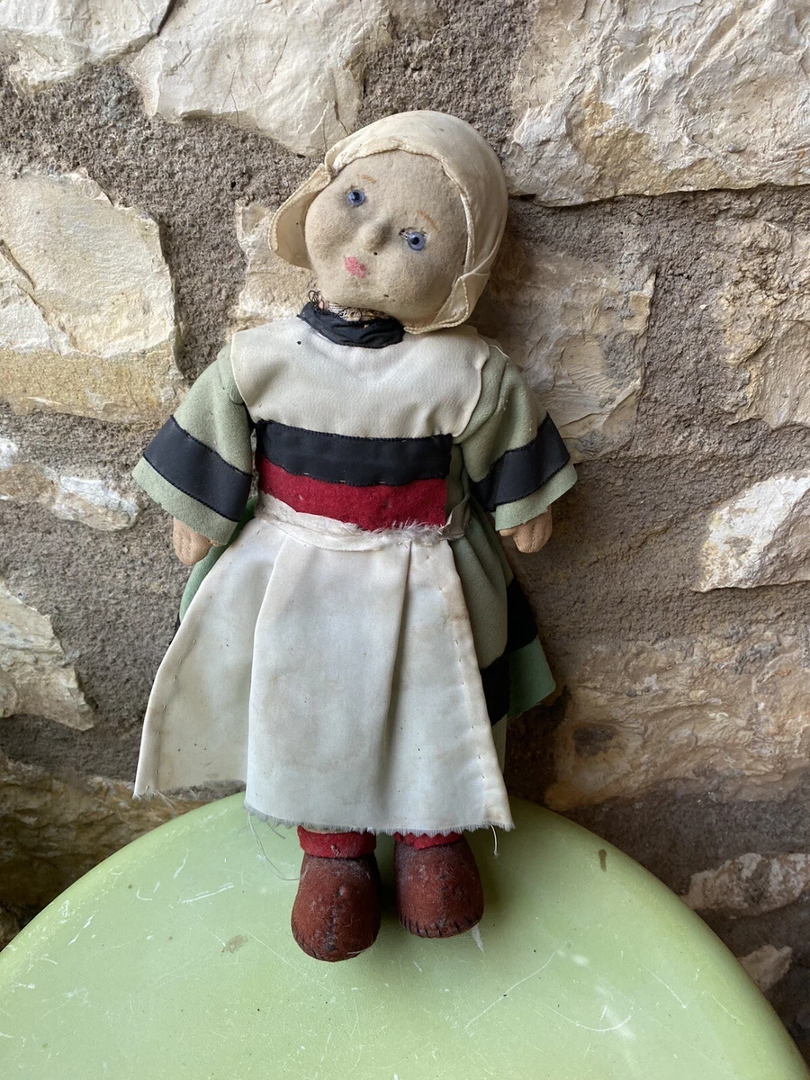 Poupée ancienne Bécassine (D'occasion) à Genthod pour CHF 25 - avec