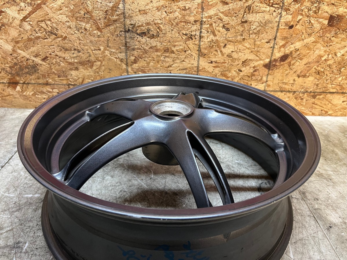 05 06 07 08 09 10 TRIUMPH SPEED TRIPLE 1050 REAR WHEEL BACK RIM