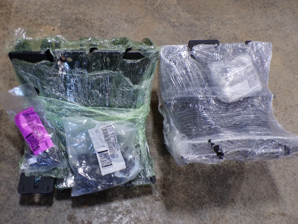 Soporte de montaje de estribo para Chevrolet Silverado 1500 2019-2022 doble cabina Foto 3 de 4