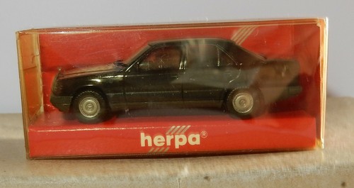 MICRO HERPA HO 1/87 MERCEDES BENZ 300 E NOIRE in box - Zdjęcie 6 z 6