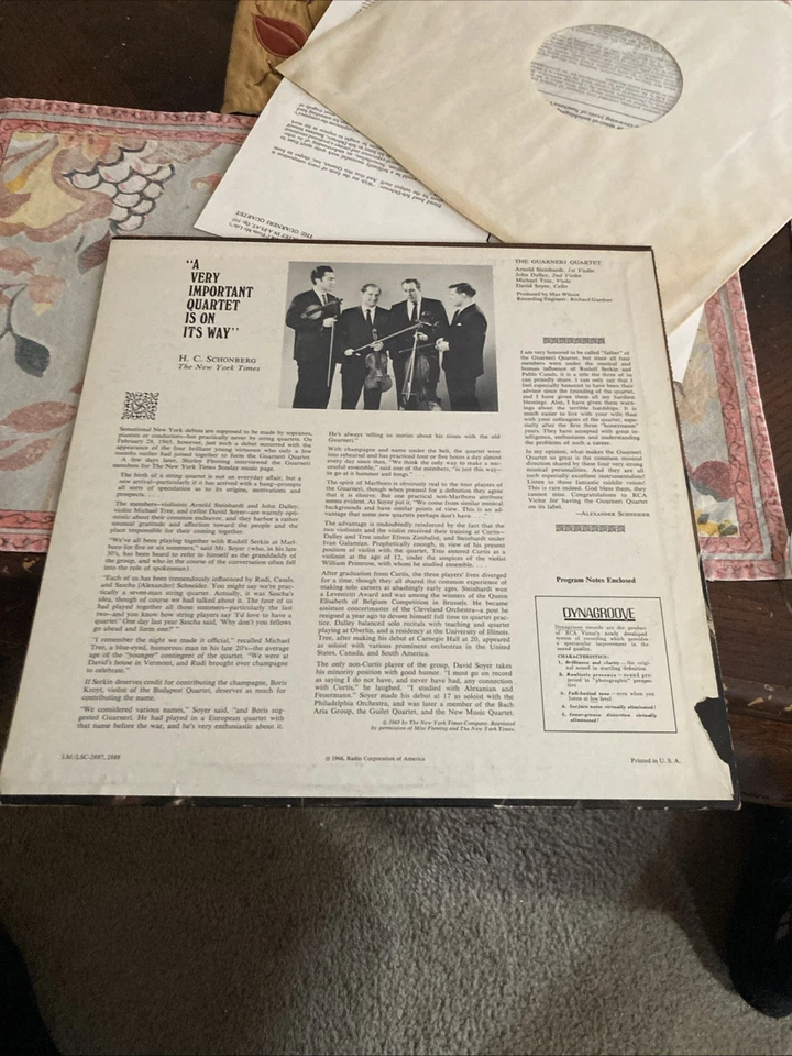 Smetana & Dvorak Quartets, Guarneri Quartet, RCA LSC-2887, 1966, White Dog, VG+ - Image 2 of 4