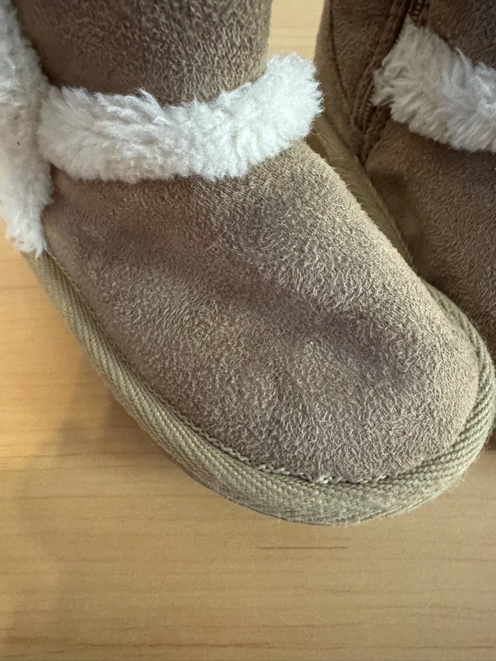 Teeny Toes Baby Boots Brown Size 4 - Image 3 of 4