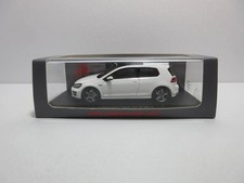 1/43 Spark Volkswagen Golf R 7 2013 VW VII White Collectables 17+