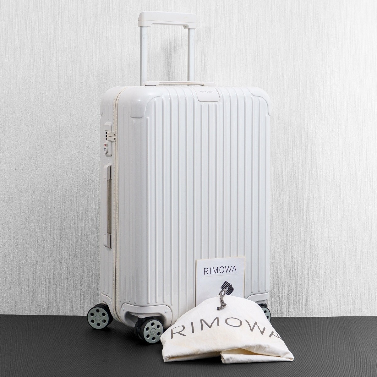 Rimowa Essential Check-In M 60L 4 Wheel Tsa Lock Gloss White Large
