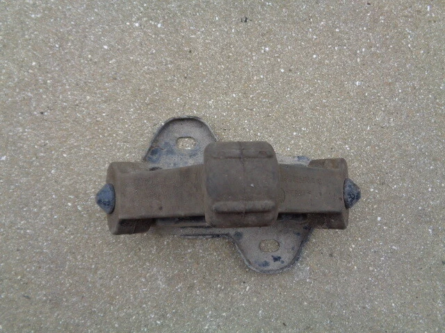 Audi A6 2000 suspensión silenciador escape trasero con soporte lado conductor izquierdo OEM Foto 4 de 4