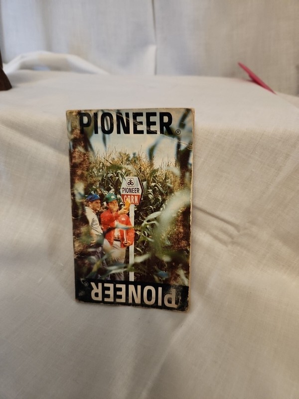 Vintage 1972 Pioneer Seed Note Book Has Not Been Written In