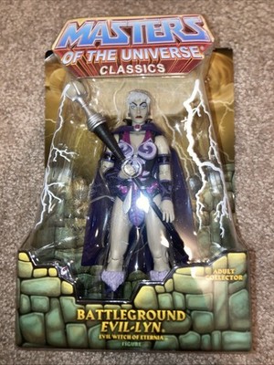 Masters of the Universe Classics Battleground Evil-Lyn 2011 Mattel NEW