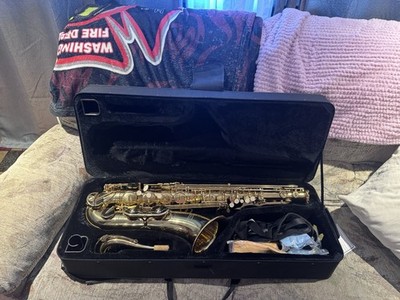 Easter Tenor Bb flat Saxophone 