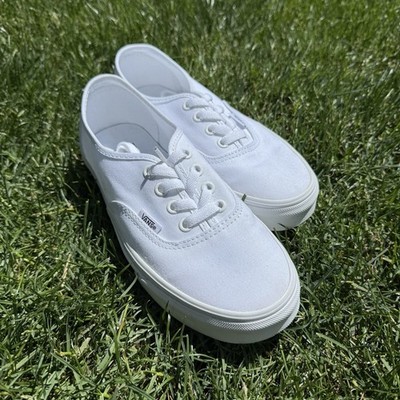Vans Authentic Shoe White Canvas Skate Men's 5.5 / Women's 7 Great Condition
