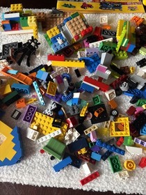 LEGO Creator Medium Creative Brick Box Tons Pieces Yellow Box Huge Lot 3lbs 7oz