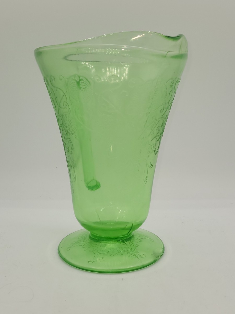 Vintage Hazel Atlas Florentine Poppy Uranium Green Depression