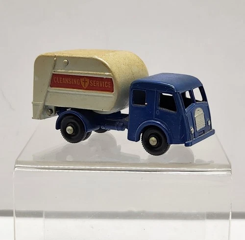 Vintage Lesney Matchbox No. 15 Tippax Refuse Collector Truck