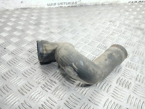 Volkswagen PASSAT B5 1997 Benzin Schlauch / Leitung Ladeluftkühler UST58858