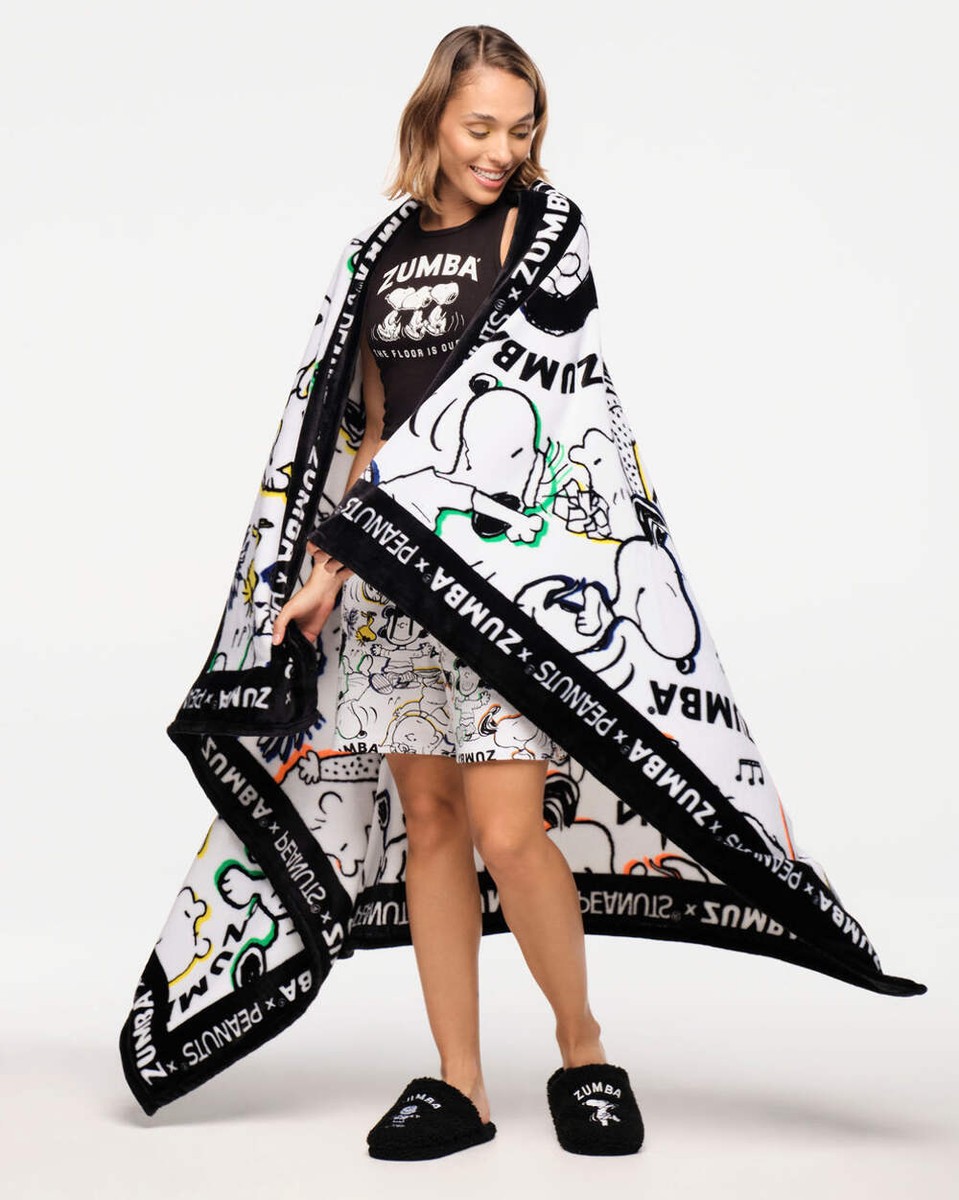 Zumba X Peanuts Blanket - Wear It Out White Z0A000148 | eBay
