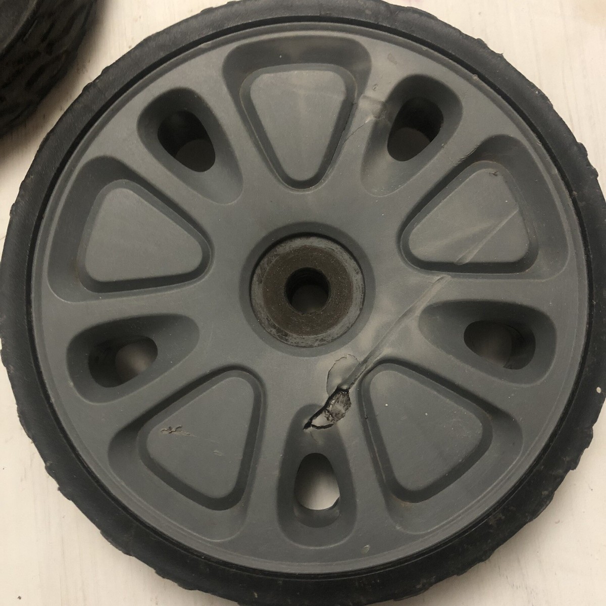 Genuine Briggs Stratton Hyper Tough 20” Push Mower Gray Wheel
